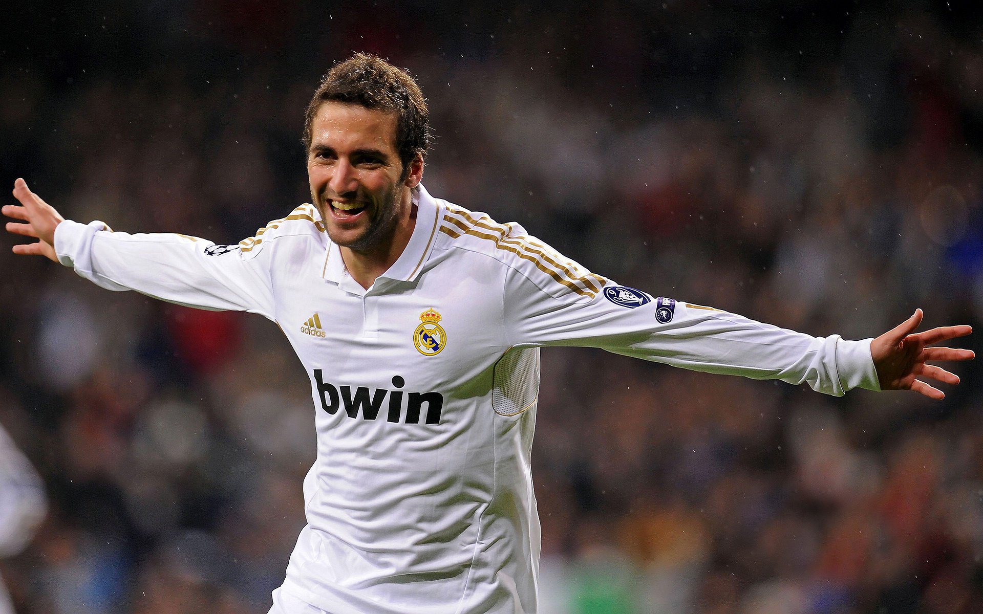 年度焦点之战，巴萨踏平加纳，足球殖民的幽灵与现代性困境