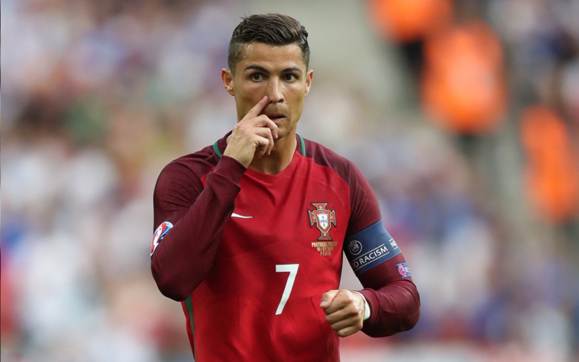 德甲争冠战之夜，梅西贡献制胜表现